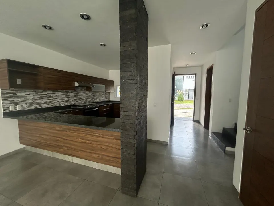 Foto 4 de Casa en venta en CIRCUITO DEL BOSQUE, Bosques Vallarta, Zapopan