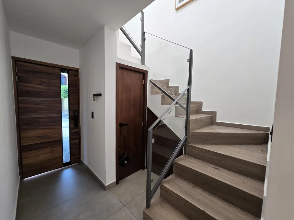 Foto 4 de Casa en venta  zona Lomas Altas | Jardines de la Patria | Zapopan