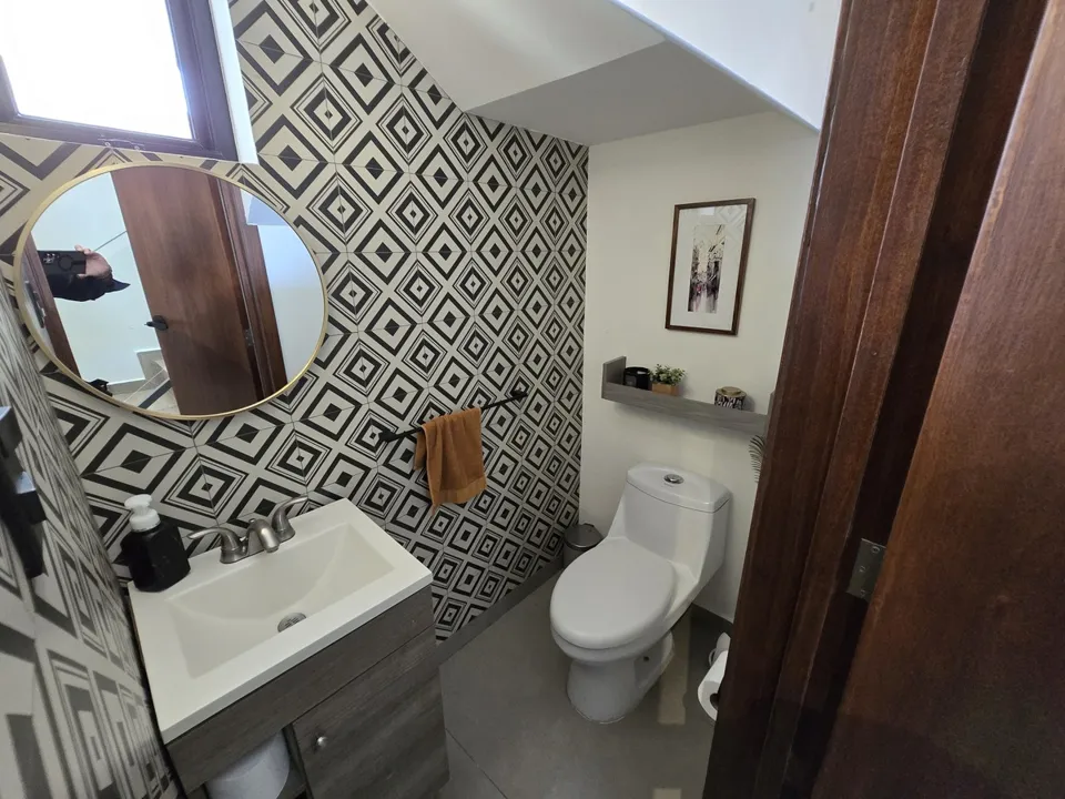 Foto 5 de Casa en venta  zona Lomas Altas | Jardines de la Patria | Zapopan