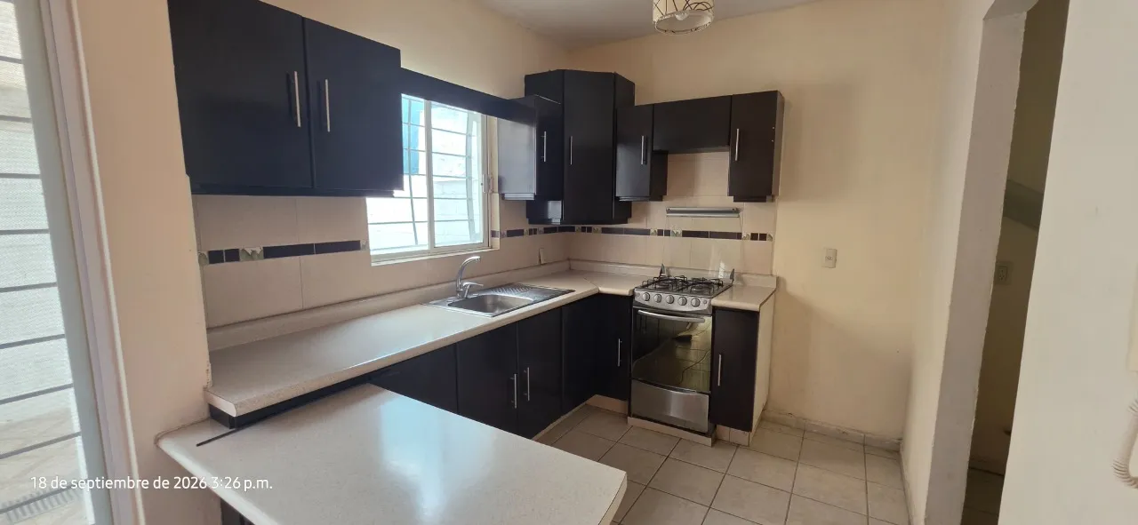 Foto 5 de Casa en renta en CIRCUITO NEPTUNO, JARDINES DE LAS FUENTES, ZAPOPAN