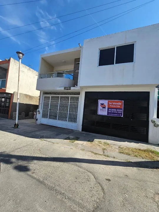Foto 2 de Casa en Venta en Tonalá - Ceramica Oriente 2896