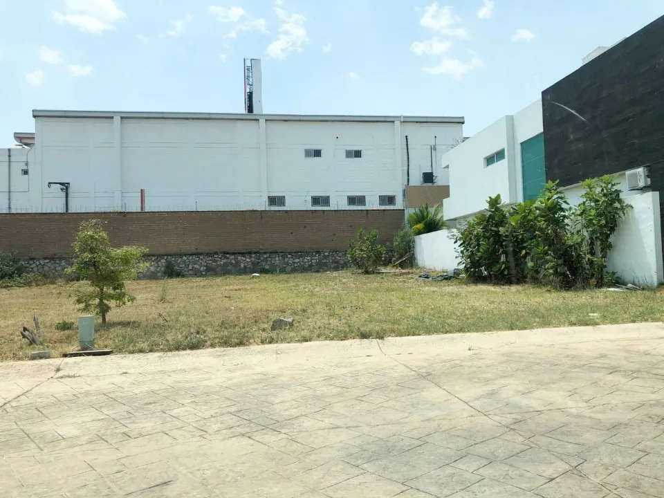 Foto 2 de Terreno en venta en La Romana, Provenza, zapopan