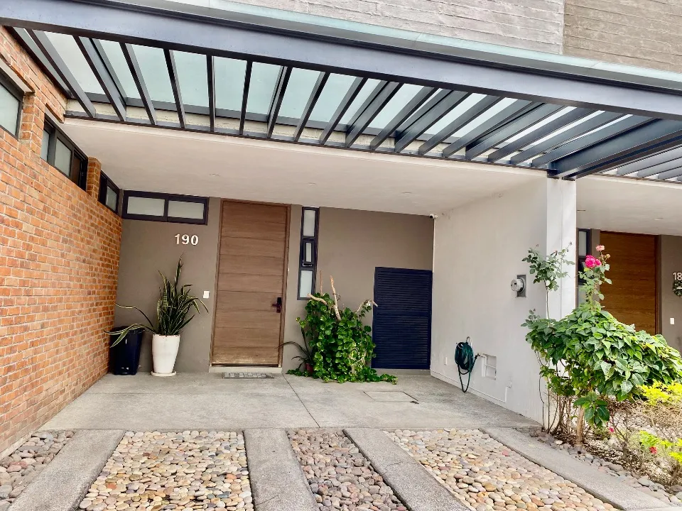 Foto 2 de Casa en renta en Sibaria Residencial con mantenimiento incluido