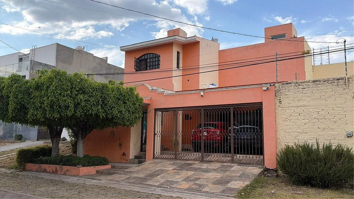 Foto 2 de Casa en Venta en Arcos de Guadalupe - Agricultores 5584