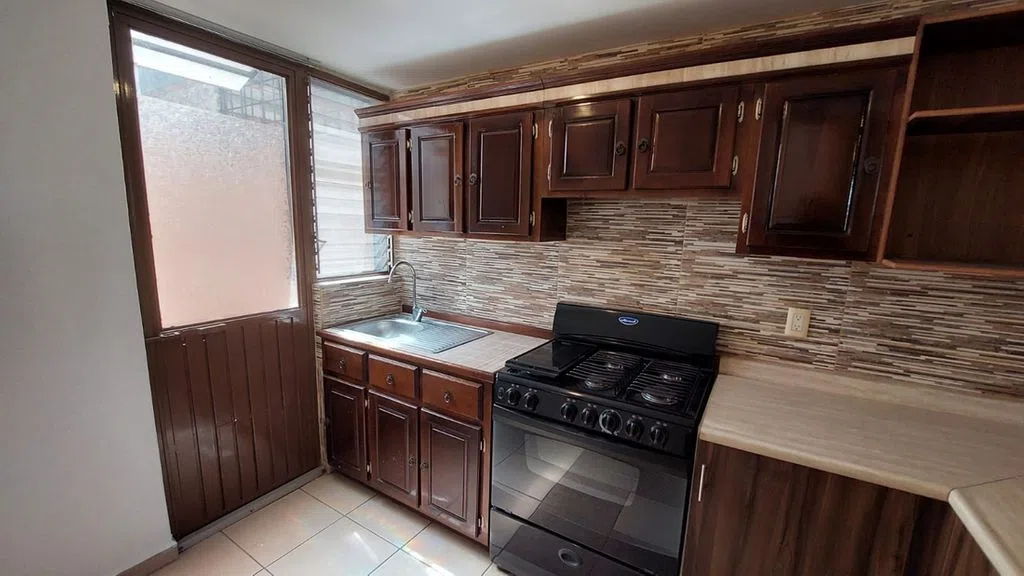 Foto 6 de CASA EN VENTA EN REAL CASA BLANCA – ZAPOPAN