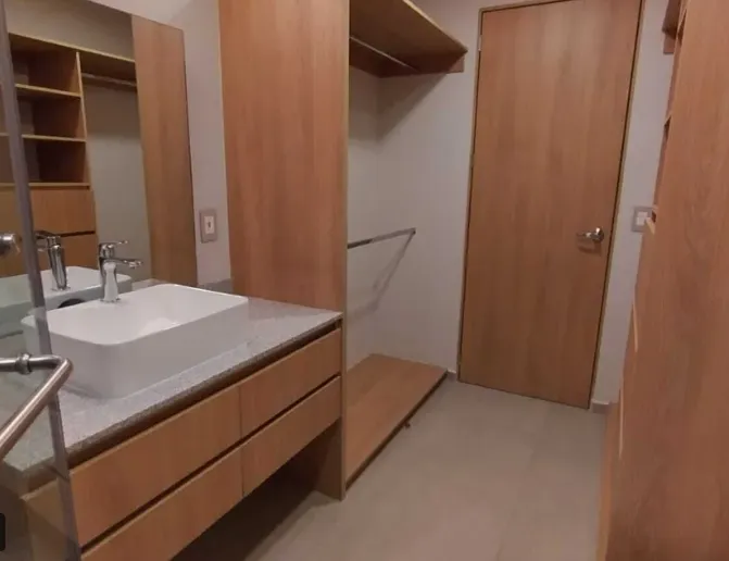 Foto 7 de Departamento en venta en Avenida del Servidor Público, Jardines del Valle, Zapopan