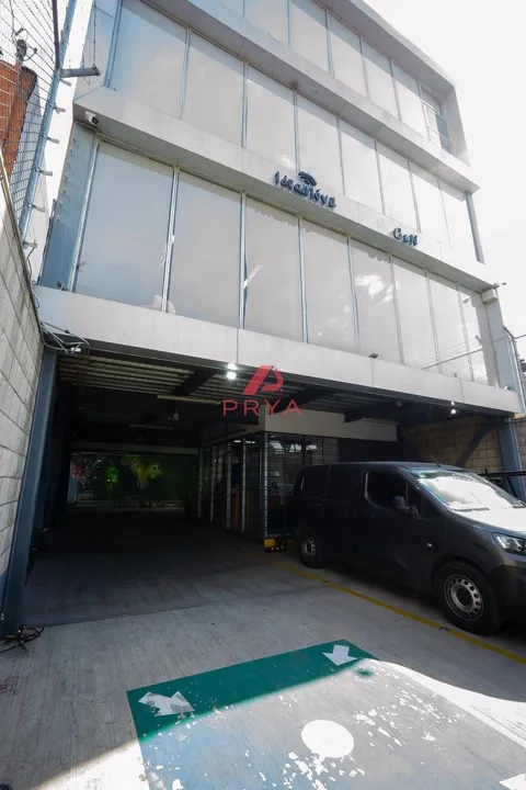 Foto 3 de Edificio Corporativo En Venta Sobre Av. Circunvalación, Guadalajara