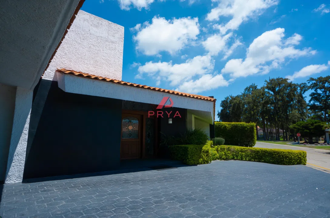 Foto 4 de Casa en renta semi amueblada de 1 piso en Club de Golf Santa Anita, Tlajomulco