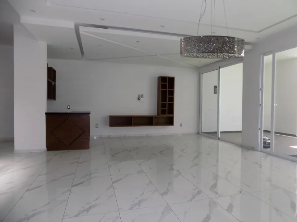 Foto 4 de Casa en renta en Av. Parque Virreyes , puerta de hierro, Zapopan