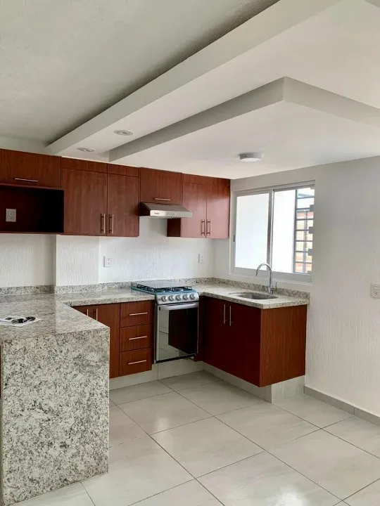Foto 2 de Departamento en venta en Heroico Colegio Militar, El Fortín, Zapopan