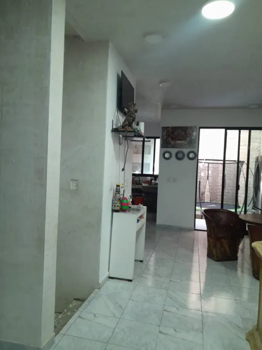 Foto 2 de Casa en venta en Calle Golondrina, Lomas de Santa María, San Pedro Tlaquepaque