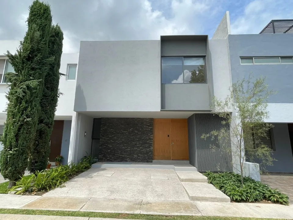 HERMOSA CASA EN RENTA EN SANTILLANA RESIDENCIAL, SOLARES