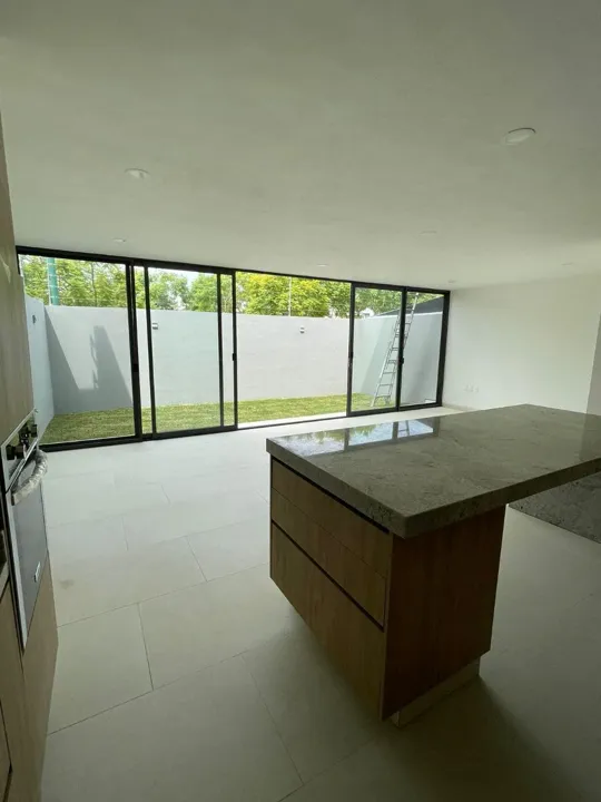 Foto 3 de HERMOSA CASA EN RENTA EN SANTILLANA RESIDENCIAL, SOLARES