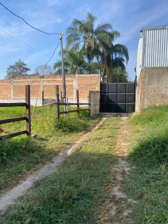 Foto 8 de Terreno en venta en Avenida De Los Pinoslos Pinos , La Calera, Tlajomulco De Zuñiga