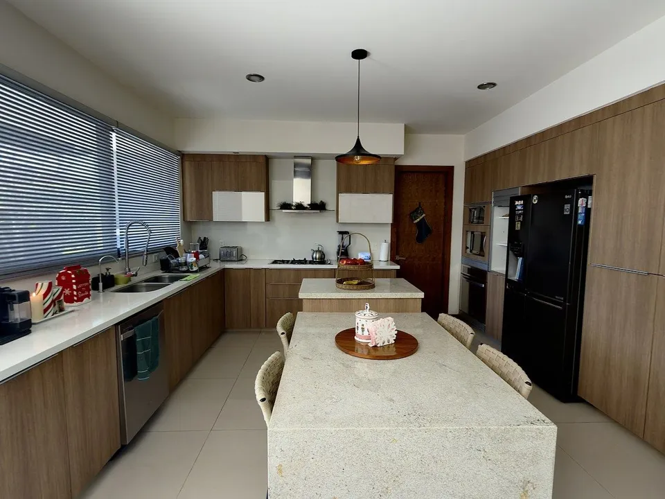 Foto 2 de Casa en venta en La Toscana Zapopan (Recorrido Virtual)
