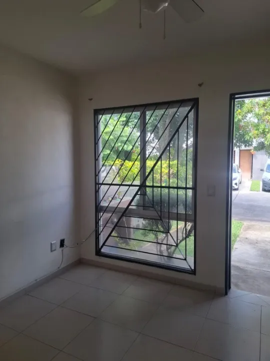 Foto 2 de Casa en venta en Violeta, Foret, Zapopan