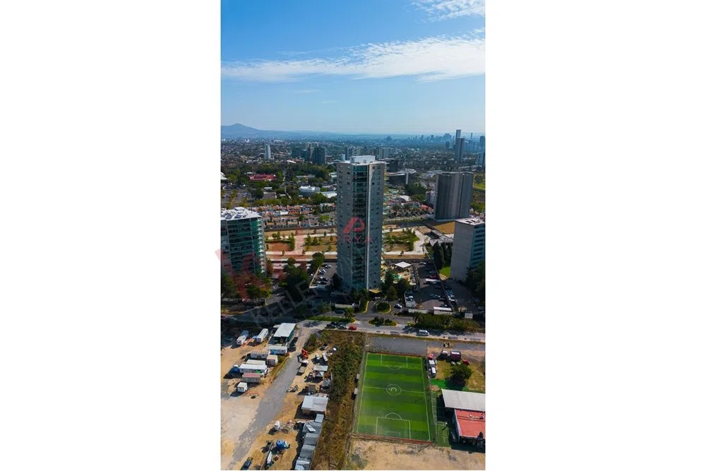 Foto 4 de Propiedad en VENTA - Paseo San Arturo Sur 705, Valle Real, 45019 Zapopan, Jal, México