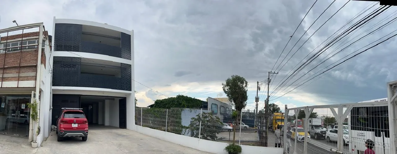 Foto 9 de Edificio en venta en Anillo Periférico Oriente, Jalisco I Seccion, Tonalá