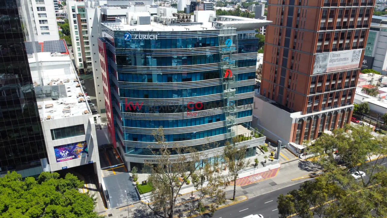 Foto 4 de Oficina Corporativa en Renta | Torre Dalton, Av. Vallarta (Zona Minerva) – 1,157