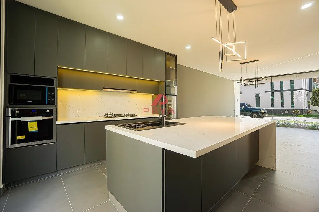 Foto 7 de Casa en Venta en Punto Sur Tlajomulco de Zuñiga | 4 Recámaras con Roof Garden