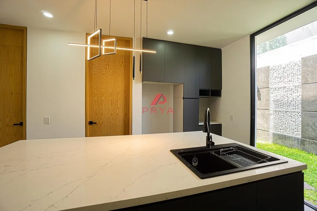 Foto 9 de Casa en Venta en Punto Sur Tlajomulco de Zuñiga | 4 Recámaras con Roof Garden