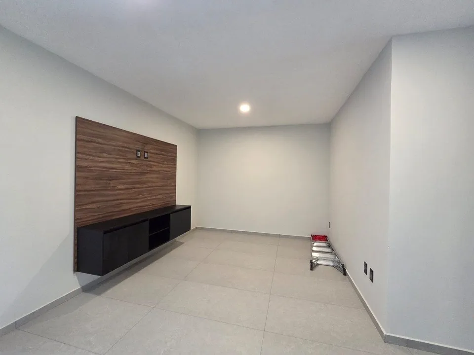 Foto 8 de CASA CON 4 RECAMARAS AMPLIAS Y SALA DE TV DE BUEN TAMAÑO