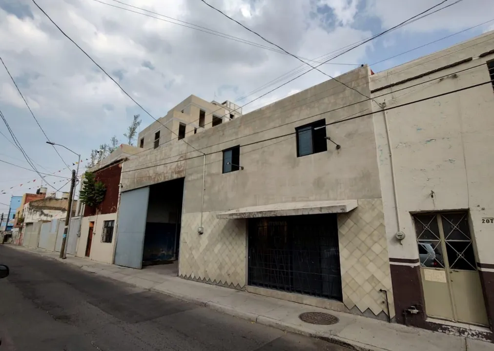 Bodega en San Juan de Dios Guadalajara