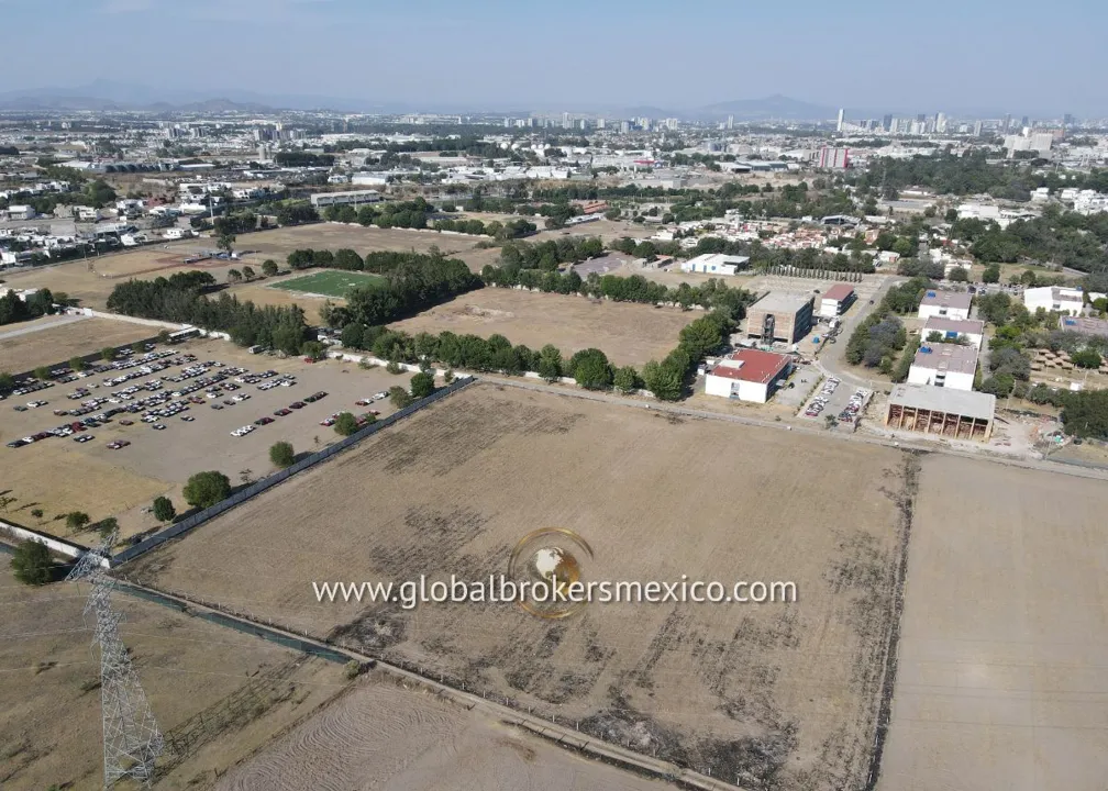 Foto 6 de Terreno en Venta, En el Bajio, Zapopan, Jalisco