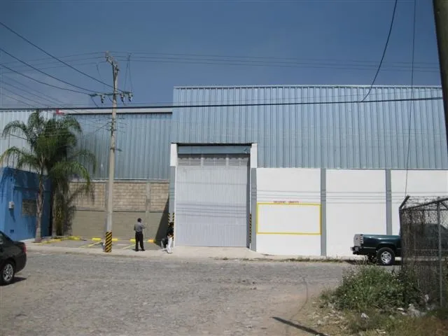 Bodega Comercial en renta en Del Jardinero, Artesanos, San Pedro Tlaquepaque