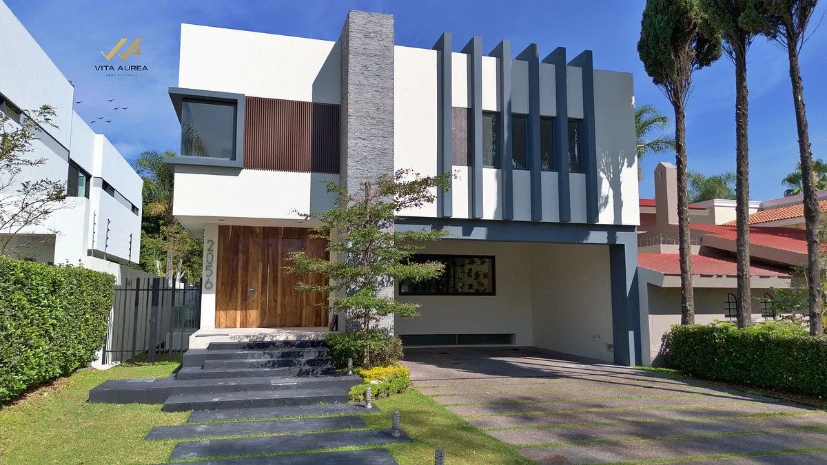 Residencia de Lujo en Venta en Valle Real – Diseño, Espacios y Elegancia