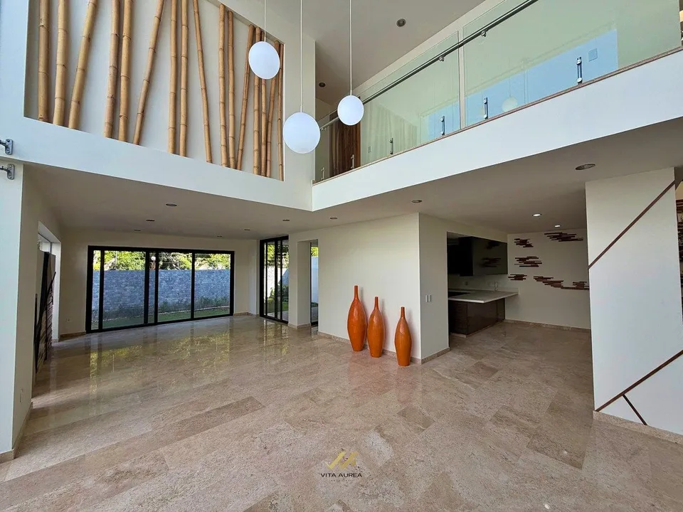 Foto 5 de Residencia de Lujo en Venta en Valle Real – Diseño, Espacios y Elegancia