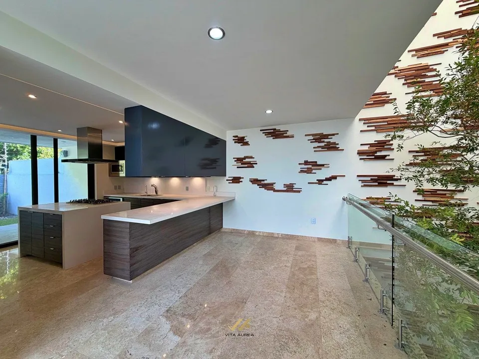 Foto 7 de Residencia de Lujo en Venta en Valle Real – Diseño, Espacios y Elegancia