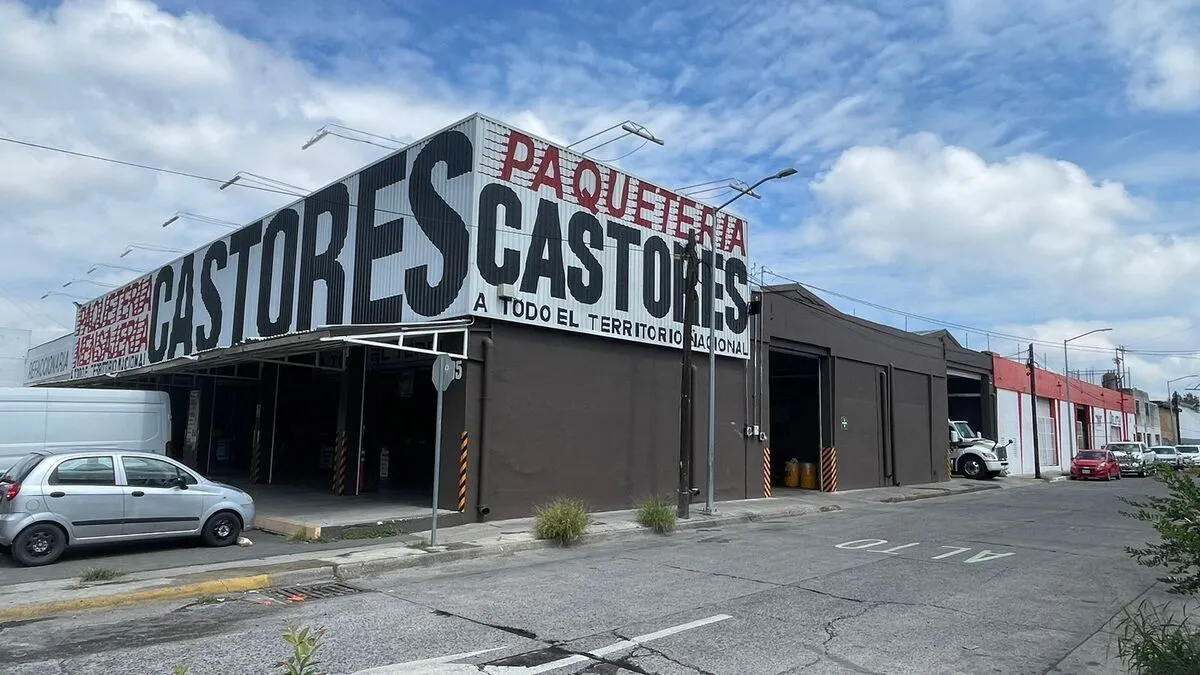 Invierte con Seguridad: Bodega Estratégica con Rentas Garantizadas en GDL