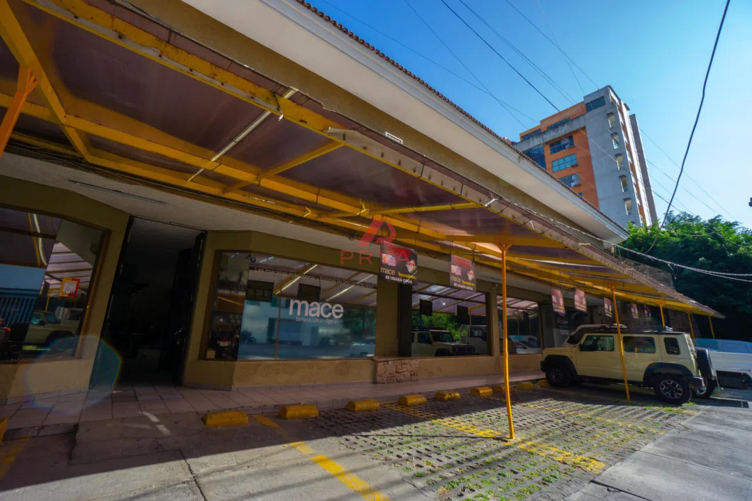 Foto 4 de Plaza comercial en venta Av. Rubén Darío Providencia Guadalajara 874 m2