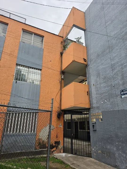 Foto 2 de Departamento en renta en San Rafael, Guadalajara: 2 recámaras,