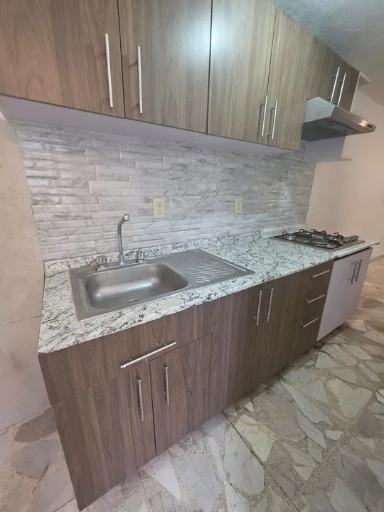 Foto 4 de Departamento en renta en San Rafael, Guadalajara: 2 recámaras,