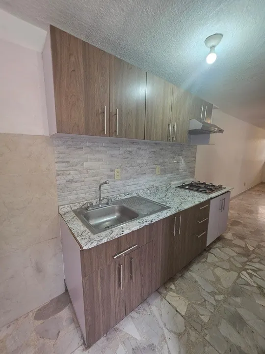 Foto 6 de Departamento en renta en San Rafael, Guadalajara: 2 recámaras,