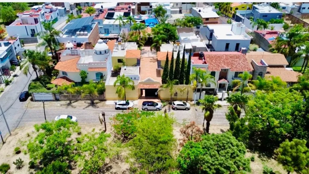 Foto 2 de Departamento en renta en Calle Parota, Rancho El Centinela, Zapopan