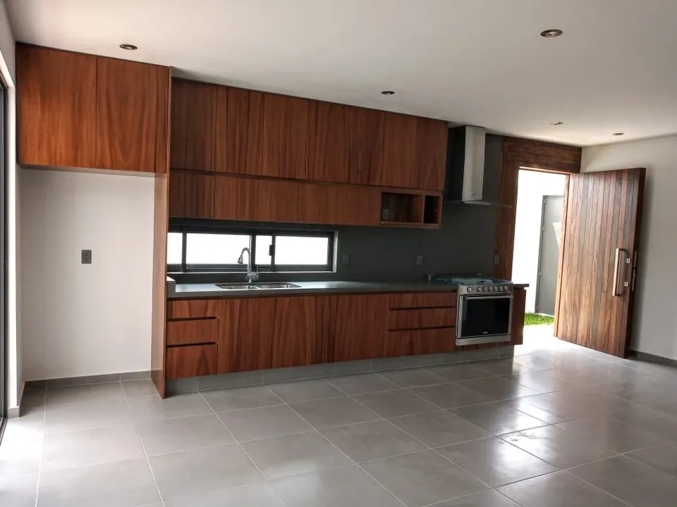 Foto 3 de CASA EN VENTA EN  BOSQUE  REAL, BOSQUES DE SANTA ANITA,TLAJOMULCO, JALISCO