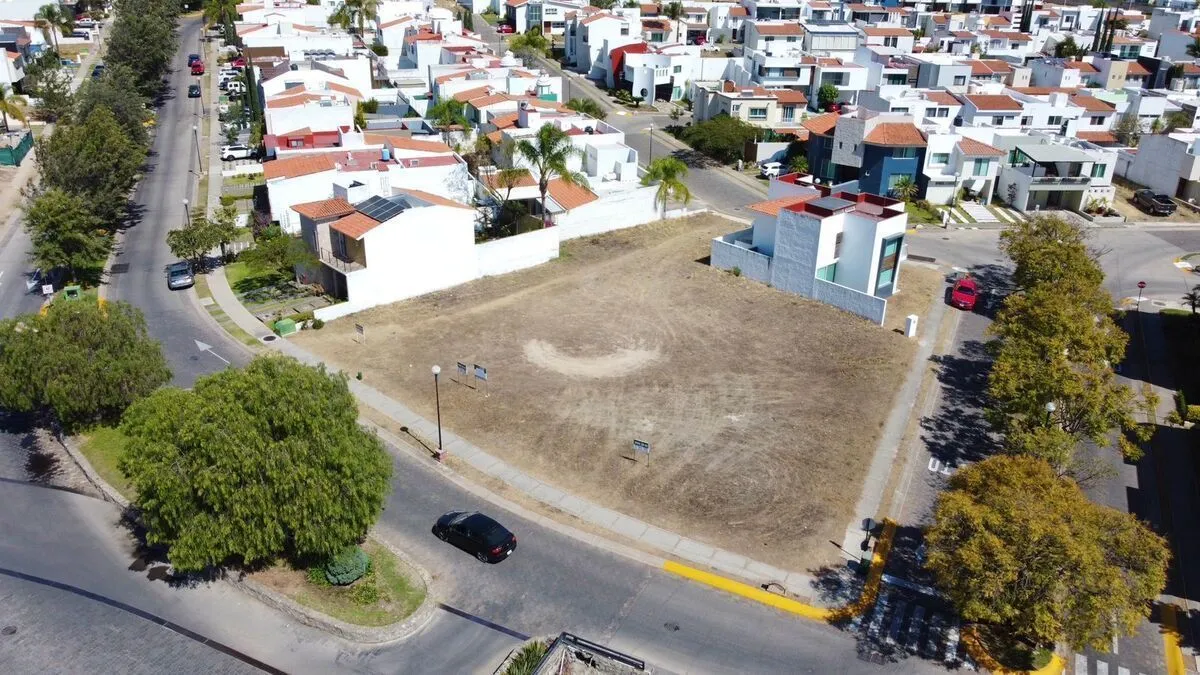 Foto 8 de Terreno en Venta Bosques de Santa Anita 255 m2 plano, 10 de frente!