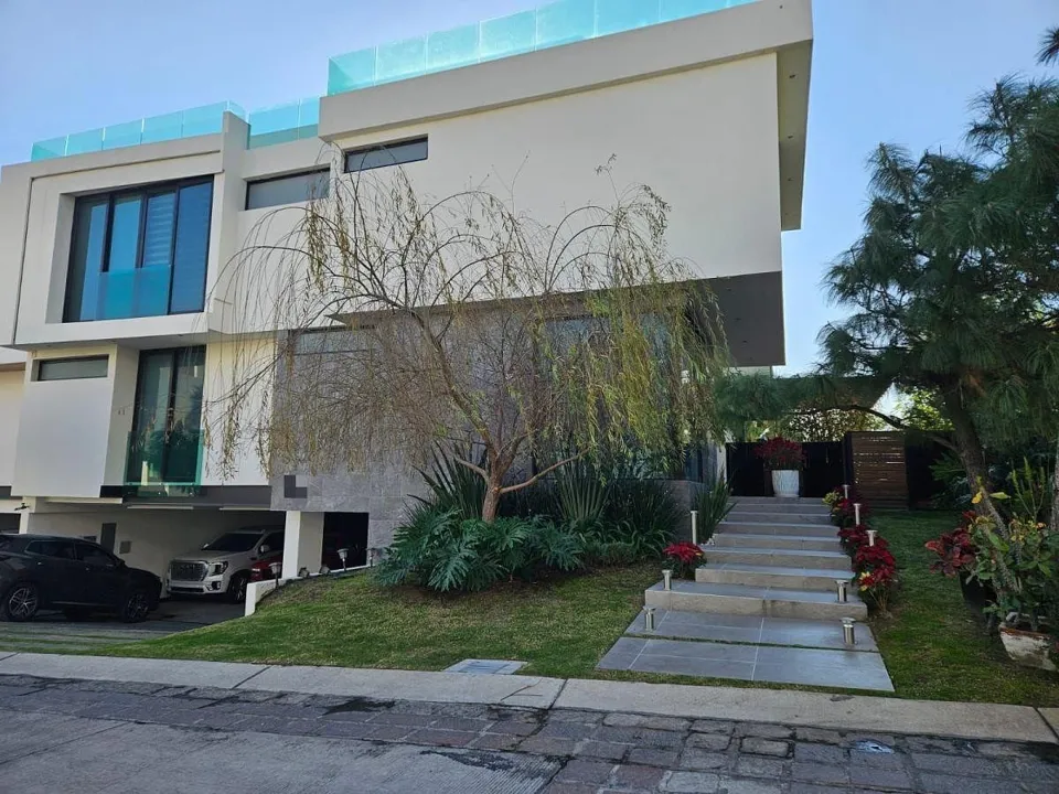 Casa de Lujo en Puerta las Lomas