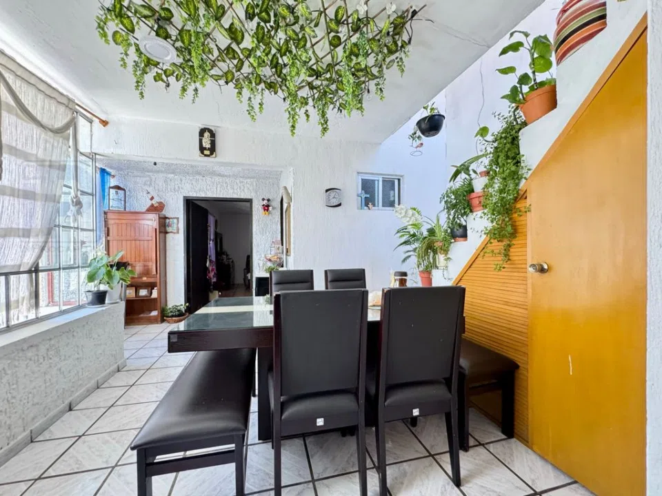 Foto 7 de Casa con uso mixto en Miramar | Ideal para inversión o negocio