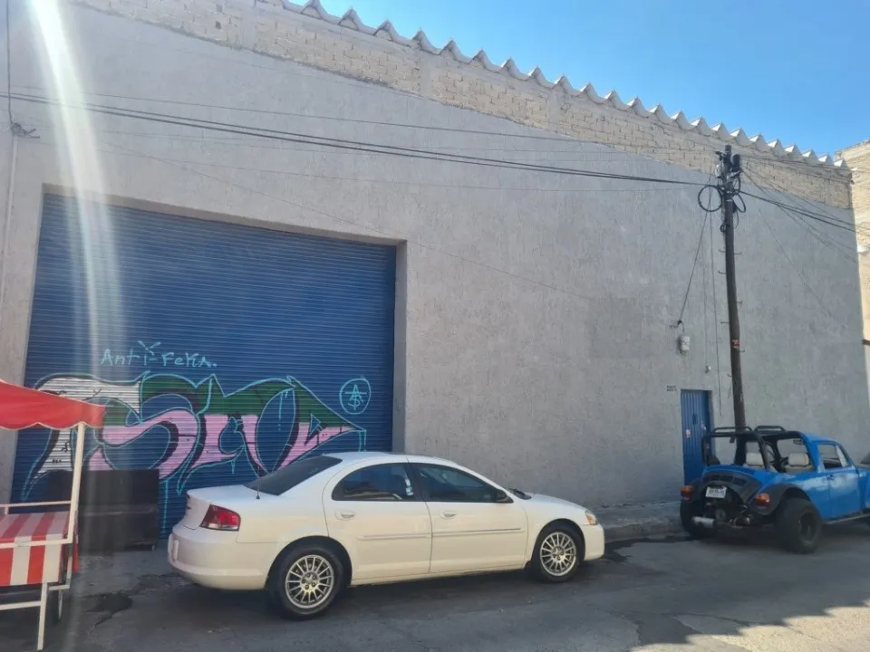Foto 2 de Bodega Comercial en renta en Calle Primavera, Del Fresno, Guadalajara