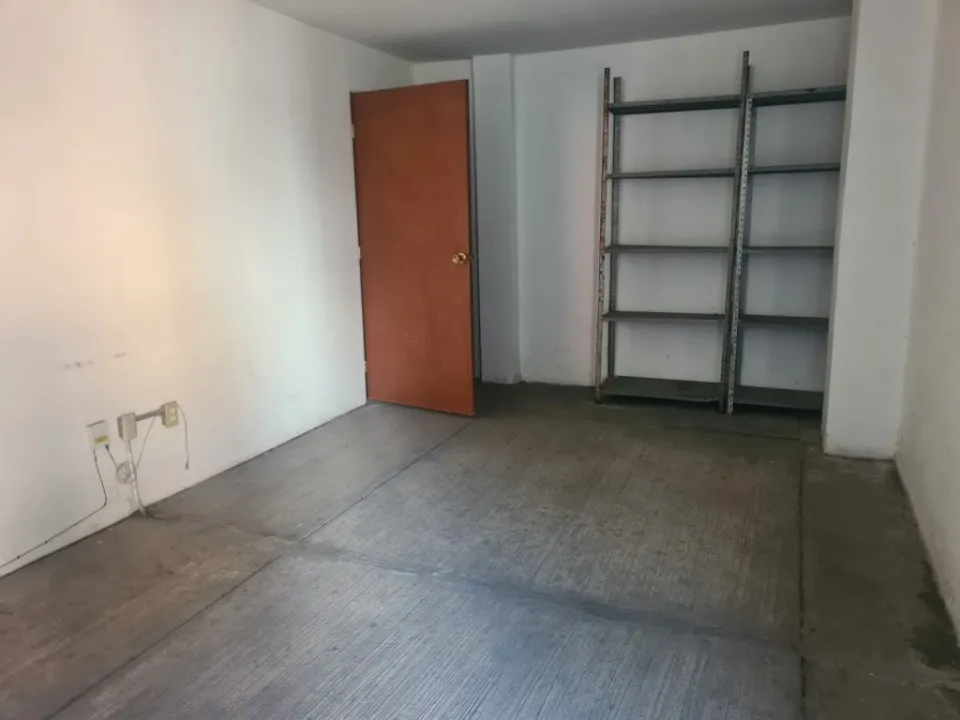 Foto 5 de Bodega Comercial en renta en Calle Primavera, Del Fresno, Guadalajara