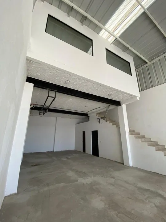 Foto 4 de BODEGA EN VENTA EN MARIANO OTERO