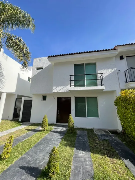 Casa en renta en Calle Boulevard Prolongación Mariano Otero, La Tijera, Tlajomulco De Zuñiga