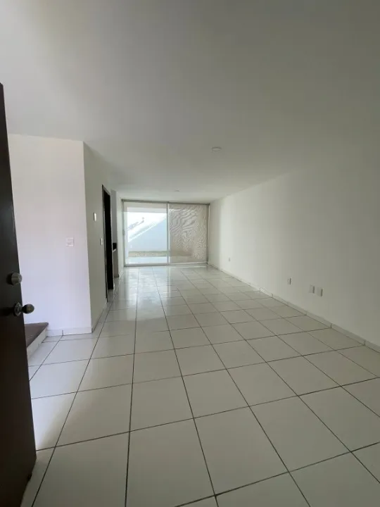 Foto 2 de Casa en renta en Calle Boulevard Prolongación Mariano Otero, La Tijera, Tlajomulco De Zuñiga