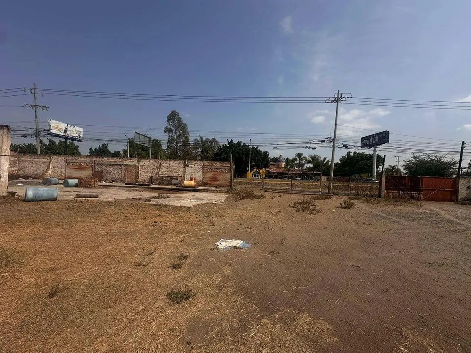 Foto 6 de RENTA TERRENO COMERCIAL EN ESQUINA - SANTA PAULA, TONALÁ