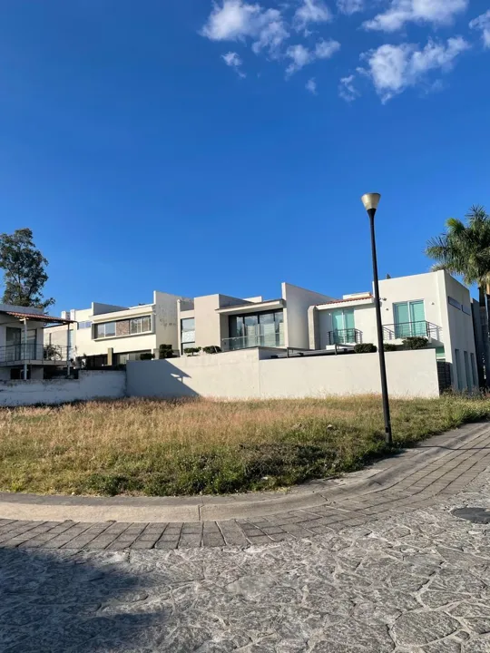 Terreno en Venta en El Manantial - Paseo del Bosque 55
