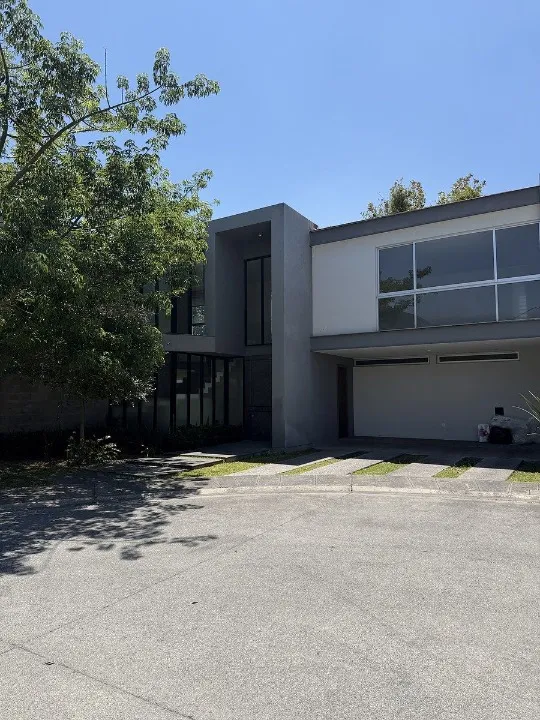 Casa en venta en Avenida General Ramón Corona, La Mojonera, Zapopan